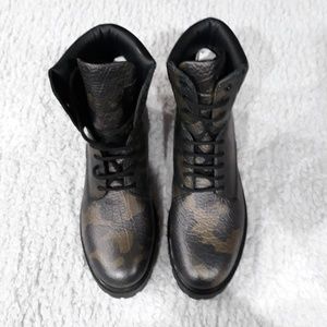 NEW HUGO BOSS ARMY FATIGUEWATER RESISTANCE BOOTS